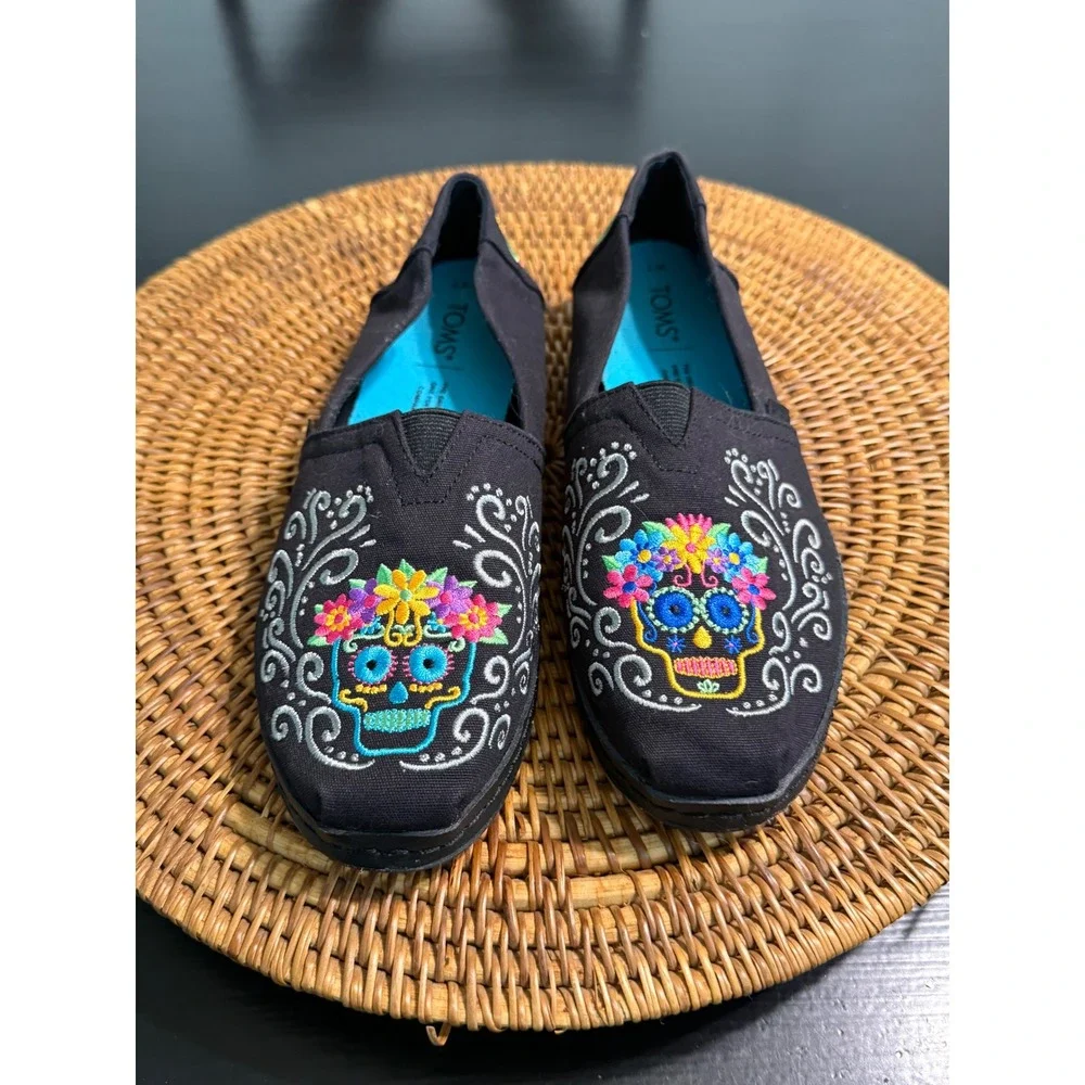 Toms Womens Day of the Dead Sugar Skull Embroidered Canvas Alpargata Flats  7